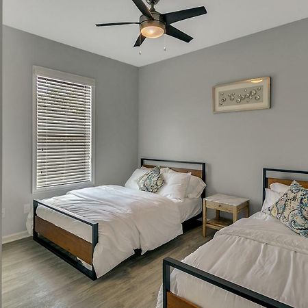 New 3/2 Duplex Minutes From Heart Of Tampa -Unit B Lägenhet Exteriör bild