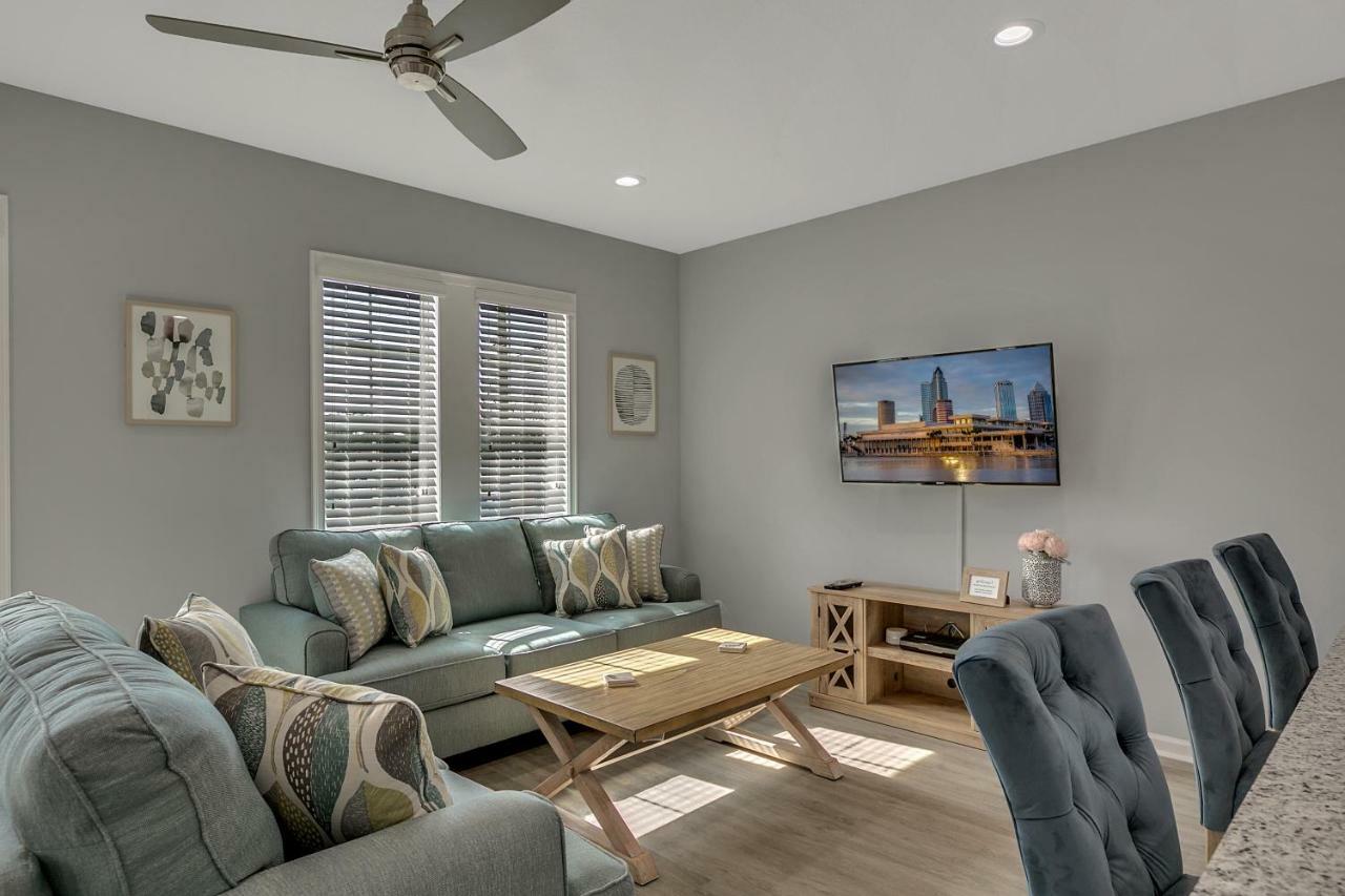 New 3/2 Duplex Minutes From Heart Of Tampa -Unit B Lägenhet Exteriör bild