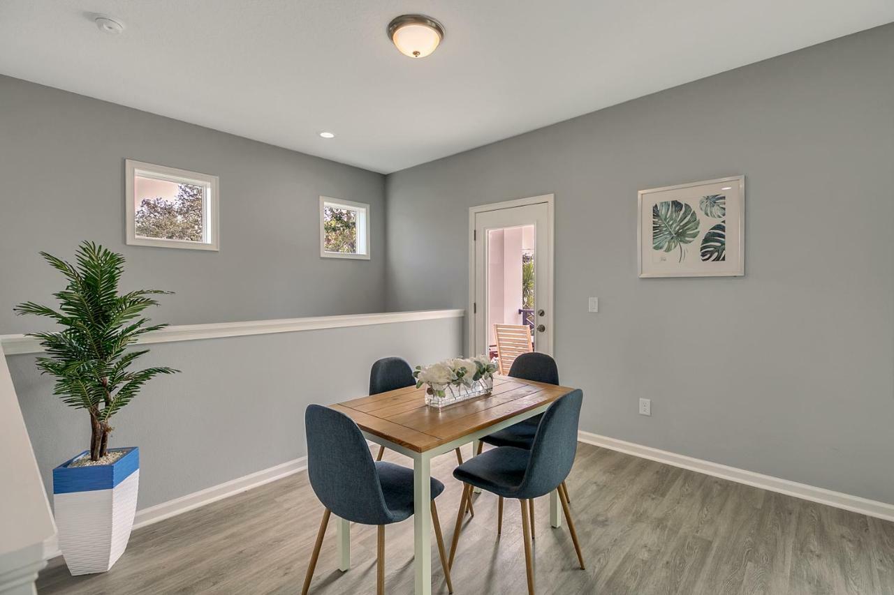 New 3/2 Duplex Minutes From Heart Of Tampa -Unit B Lägenhet Exteriör bild