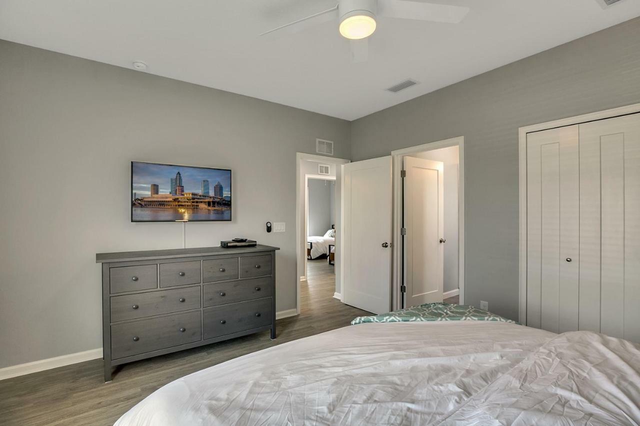 New 3/2 Duplex Minutes From Heart Of Tampa -Unit B Lägenhet Exteriör bild
