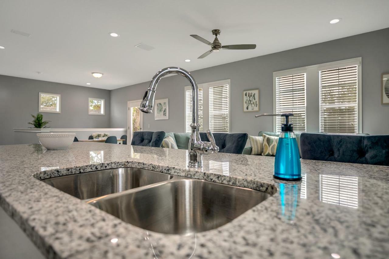New 3/2 Duplex Minutes From Heart Of Tampa -Unit B Lägenhet Exteriör bild